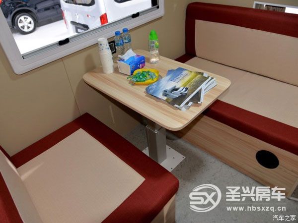 房车梦不再遥远 实拍解放T80旅居车